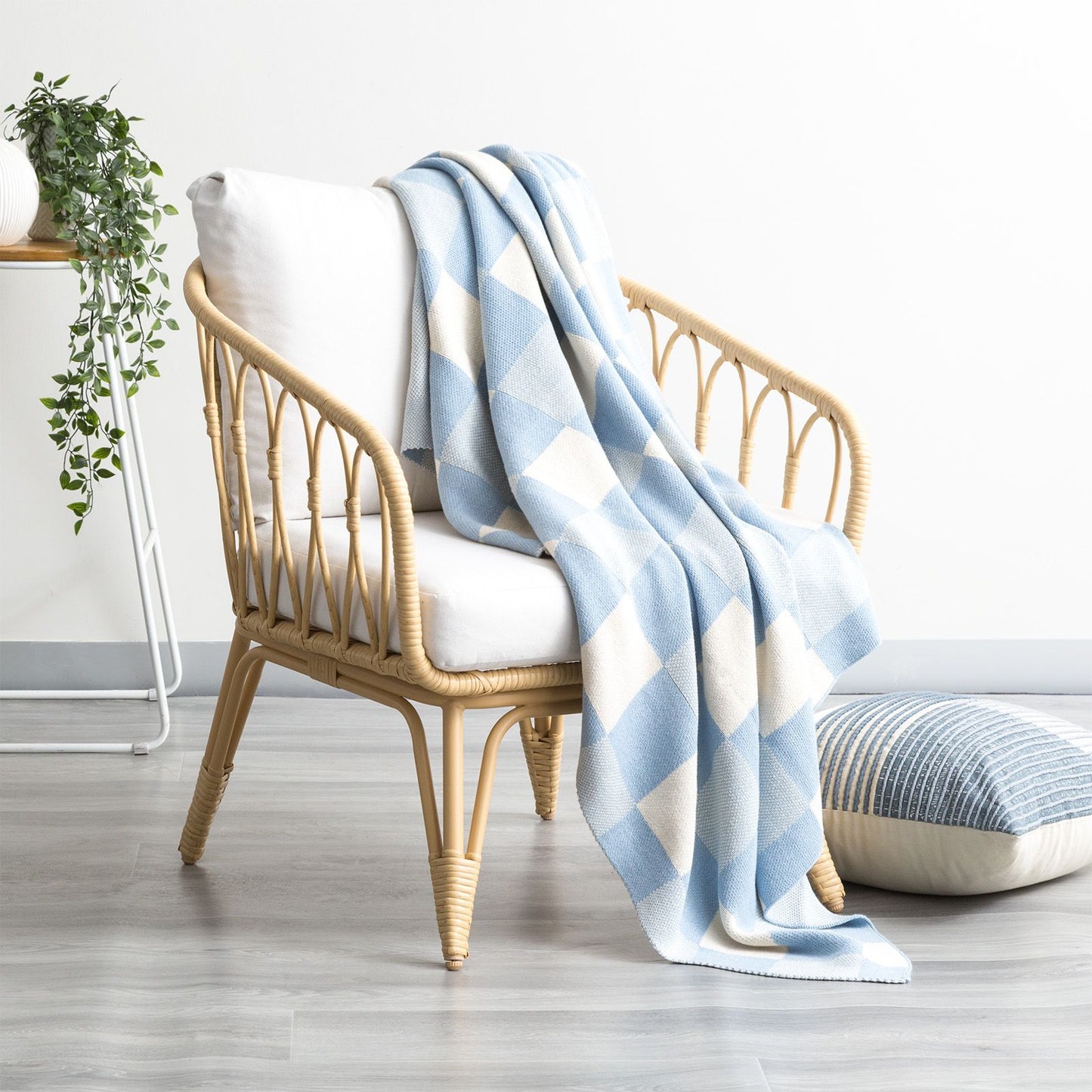 Newport Checkered Cotton Knitted Throw