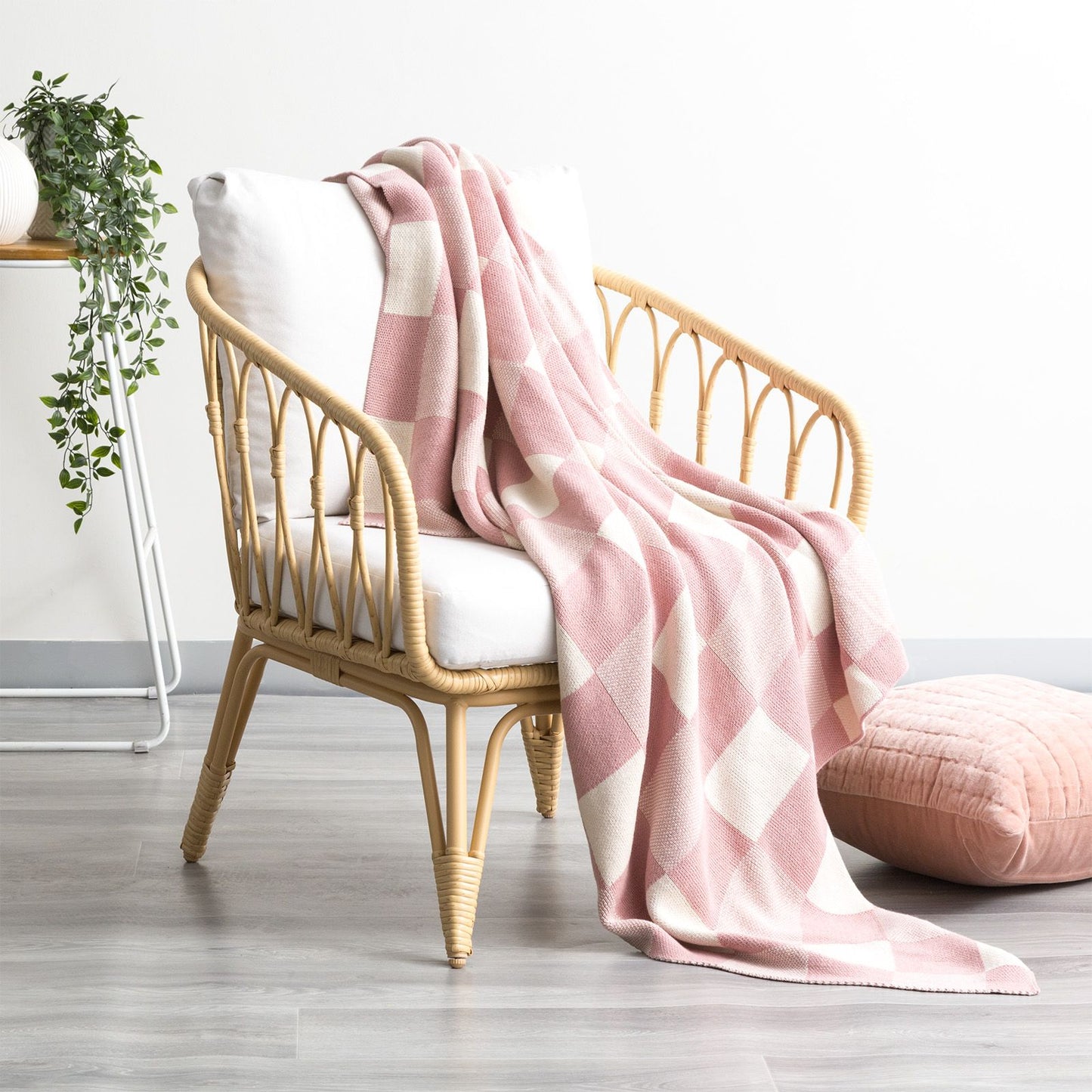 Newport Checkered Cotton Knitted Throw