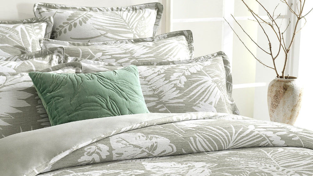 Palm Tree Jacquard Quilt Cover Set