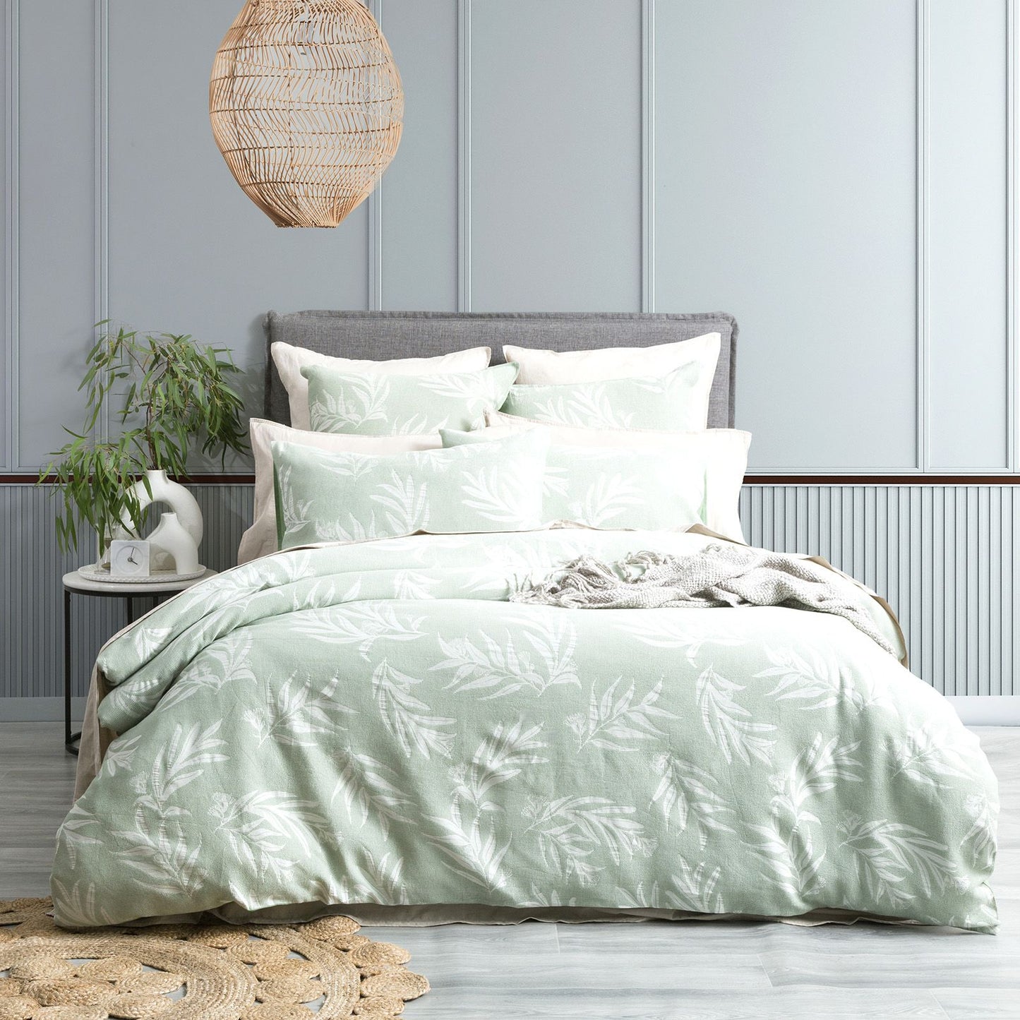 Native Jacquard Quilt Cover Set