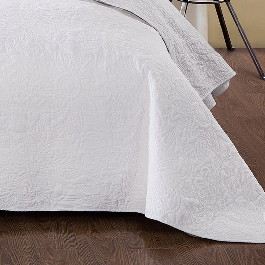 The Pure White Coverlet Set