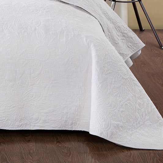 The Pure White Coverlet Set