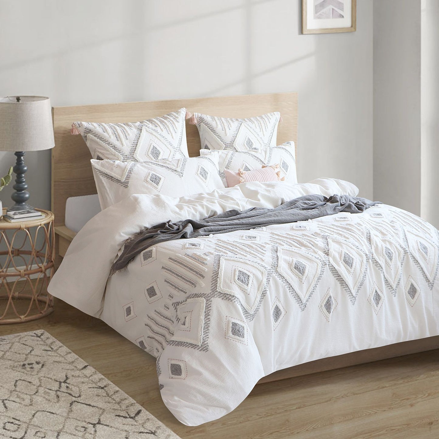 Zuma Stone Washed Tufted Quilt Cover Set