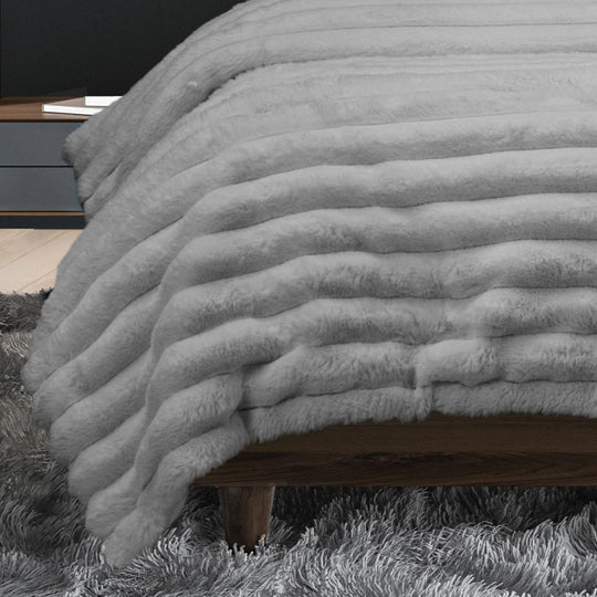 JAX Chunky Faux Fur Quilt Cover Set