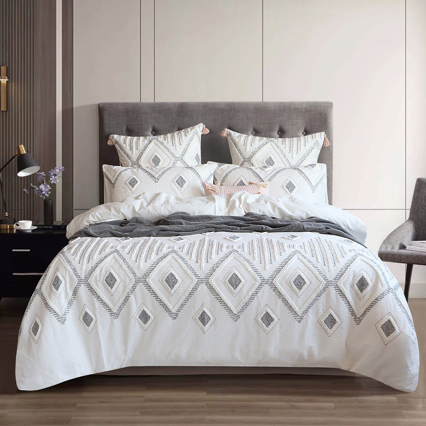 Zuma Stone Washed Tufted Quilt Cover Set
