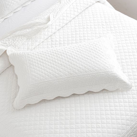 Scallop Jacquard Coverlet Set