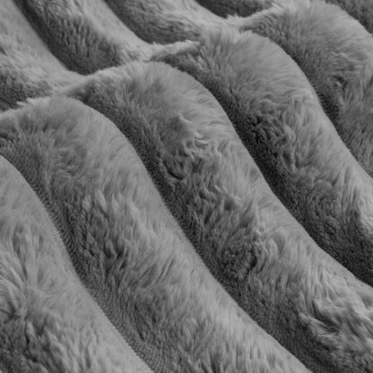 JAX Chunky Faux Fur Quilt Cover Set