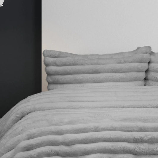 JAX Chunky Faux Fur Quilt Cover Set