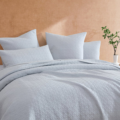 Kayo Coverlet Range