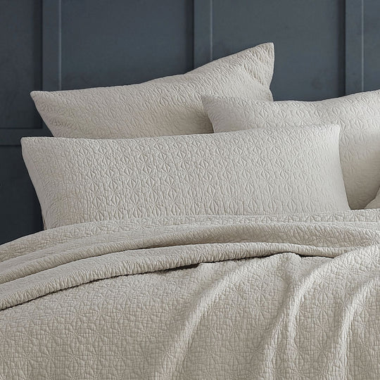 Kayo Coverlet Range
