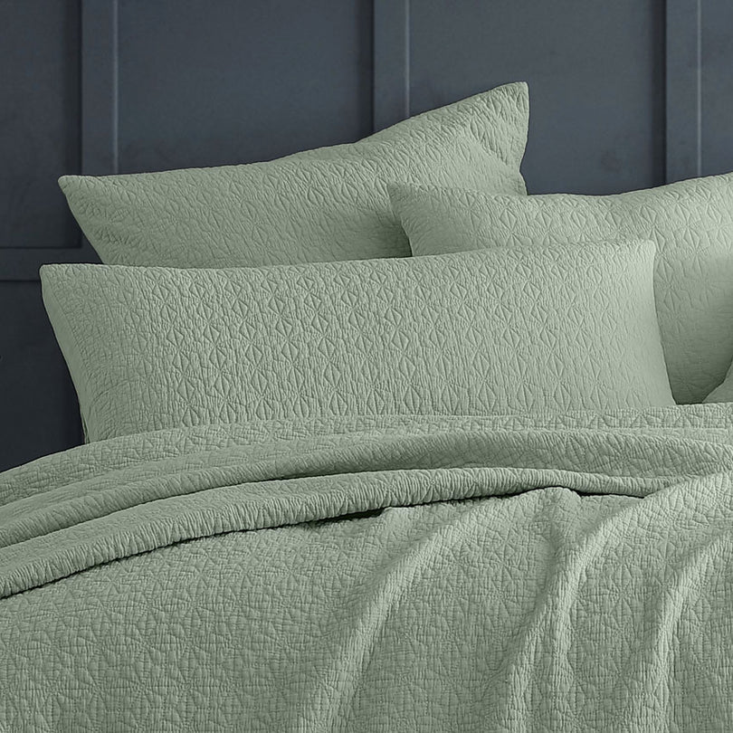 Kayo Coverlet Range