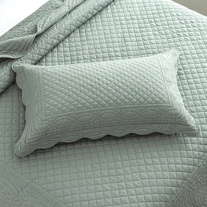 Scallop Jacquard Coverlet Set