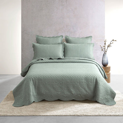 Scallop Jacquard Coverlet Set